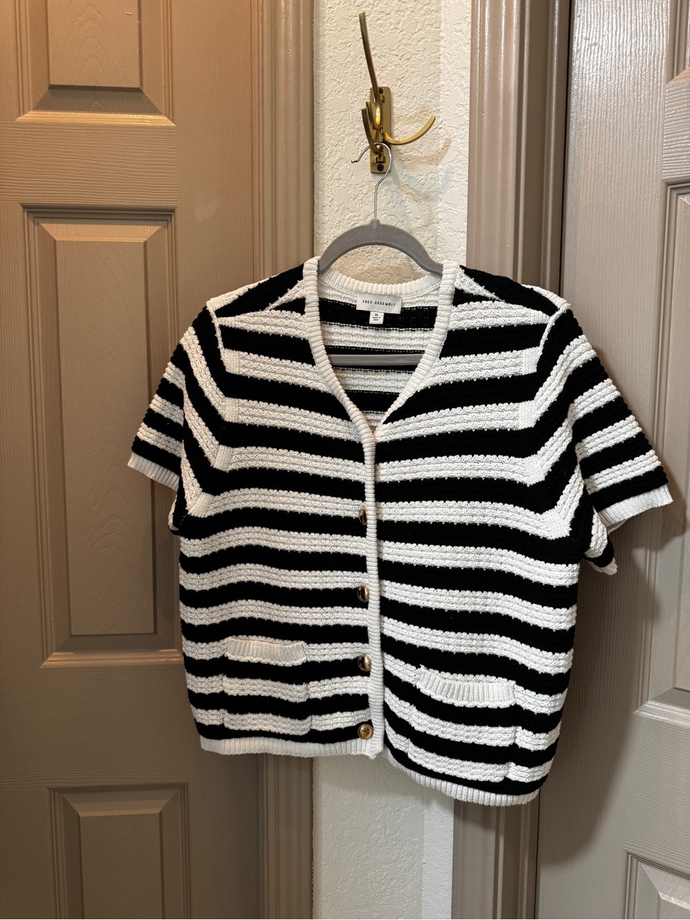 Short-Sleeve Striped Cardigan Sweater - Black & White